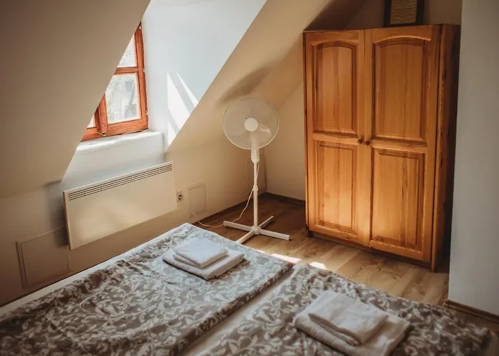 Andante Vendeghaz * Vászoly